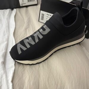 DKNY Black Sneakers with Slip-On Design and Breathable Mesh